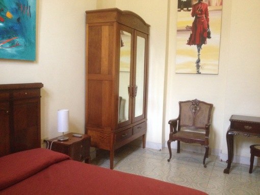 Rooms for rent in a Colonial House in Havana, Cuba